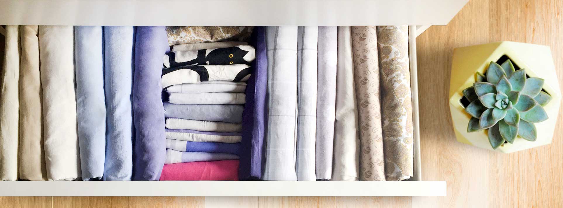 Doblar sábanas correctamente puede ahorrarte mucho espacio en el armario